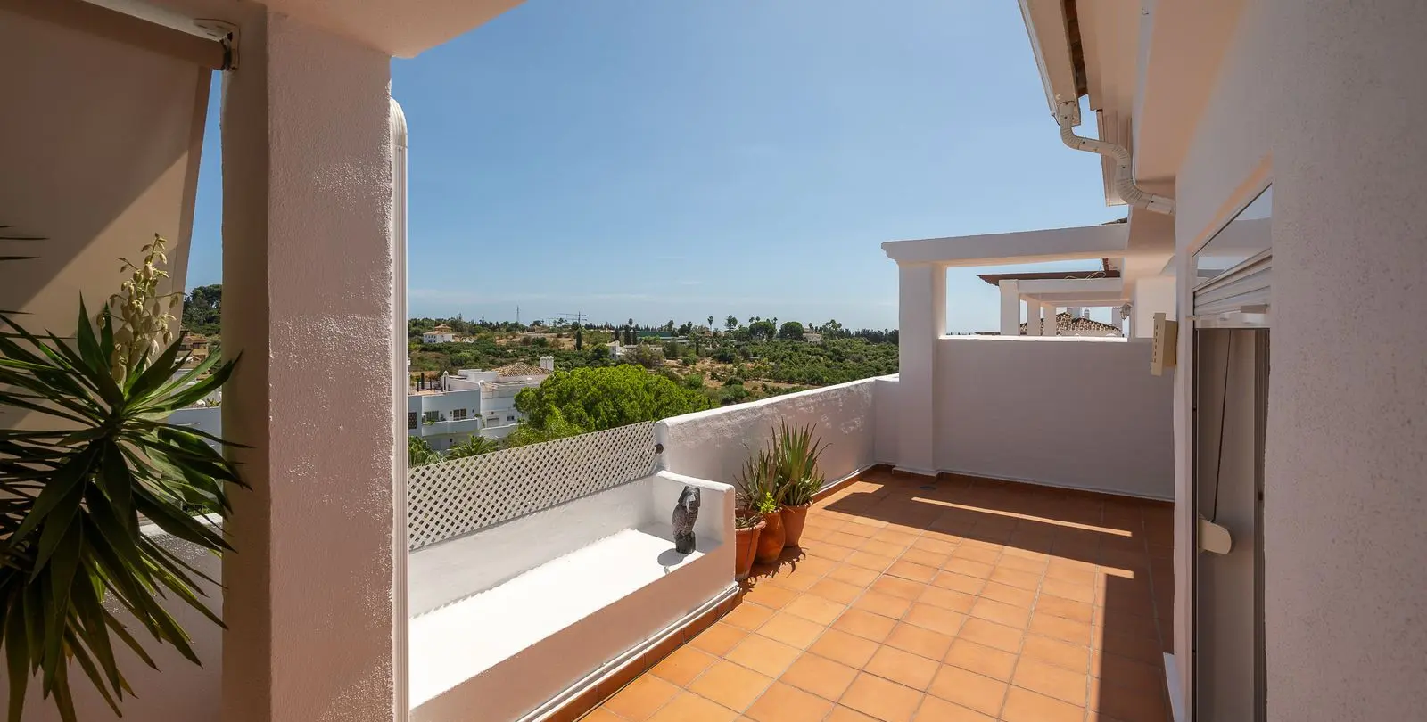 Venta de ático dúplex en Selwo 12