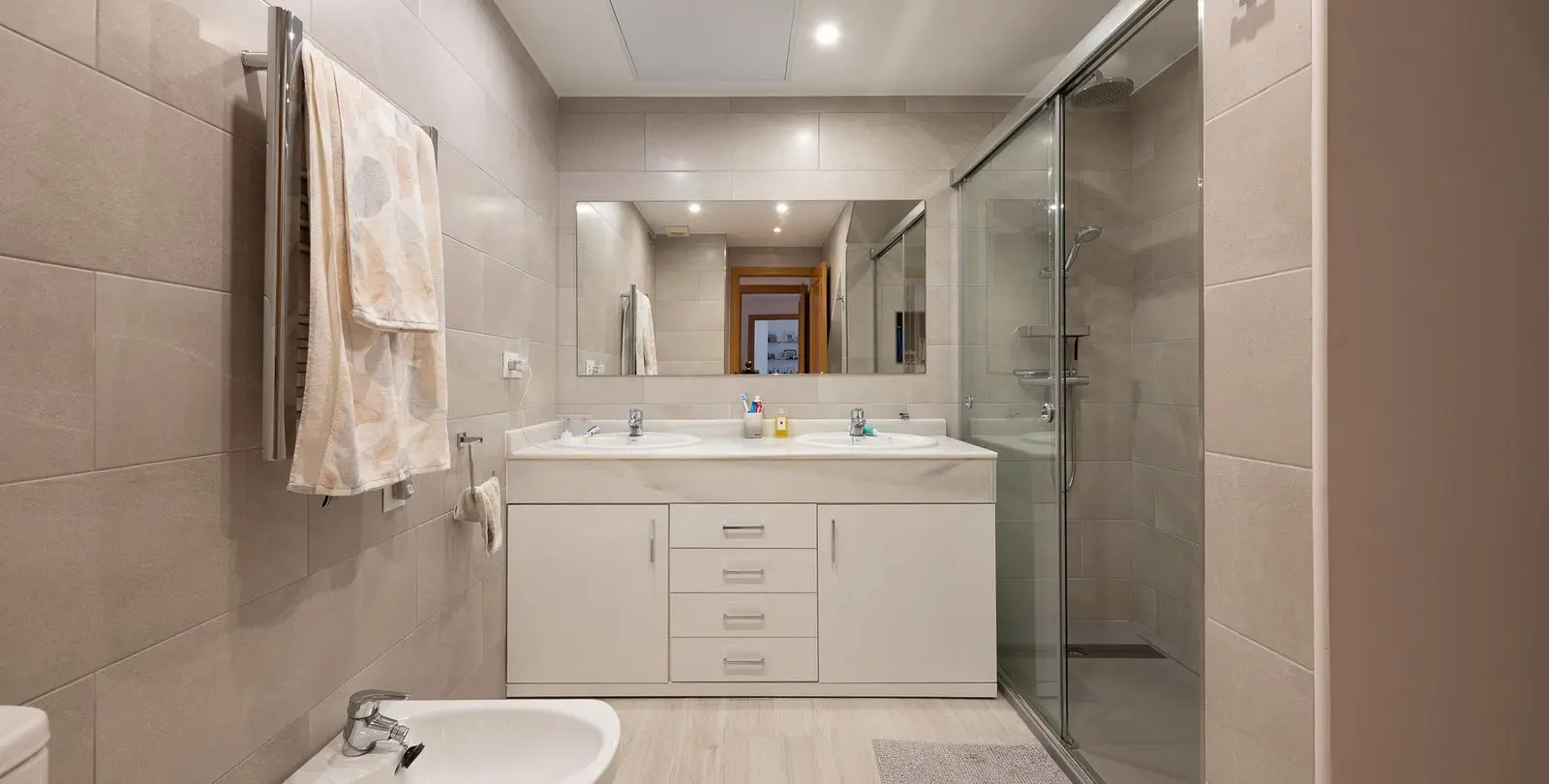 Venta de ático dúplex en Selwo 25