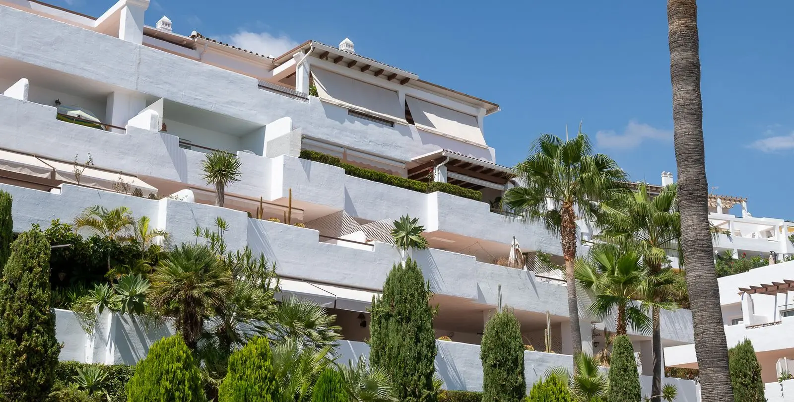 Venta de ático dúplex en Selwo 40