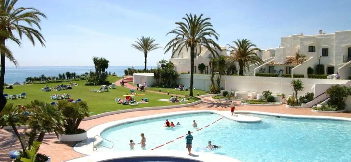Venta de dúplex en New Golden Mile 0