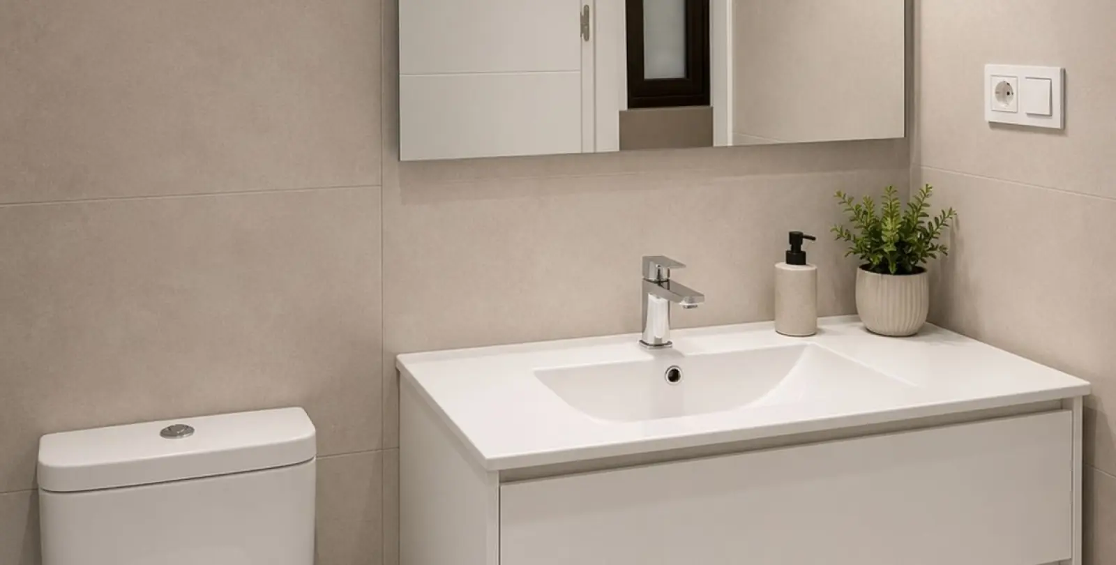 Venta de dúplex en New Golden Mile 14