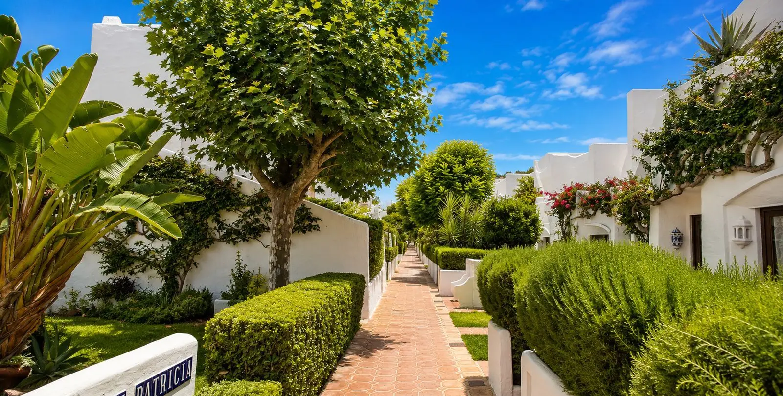 Venta de dúplex en New Golden Mile 16