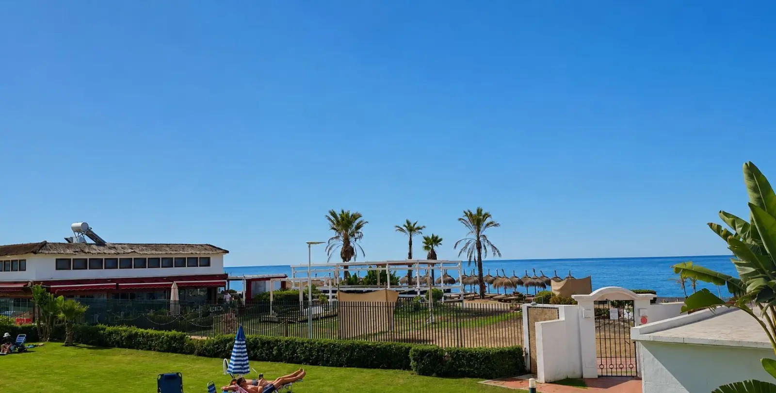 Venta de dúplex en New Golden Mile 19