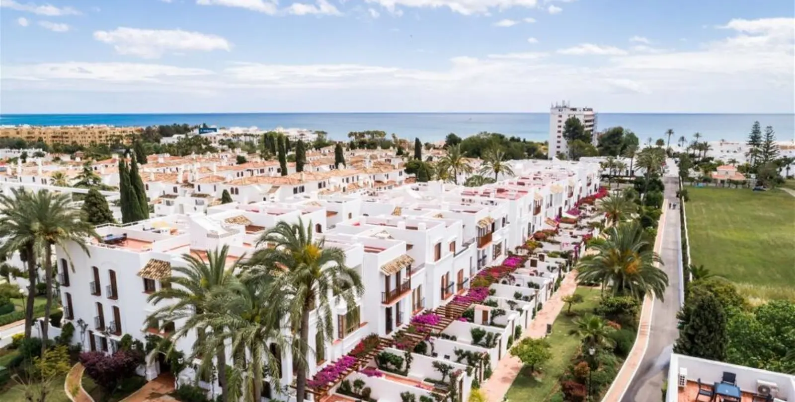 Venta de dúplex en New Golden Mile 33
