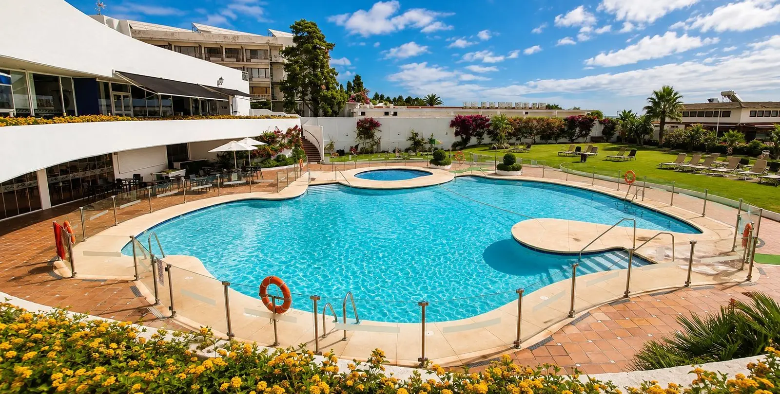 Venta de dúplex en New Golden Mile 36