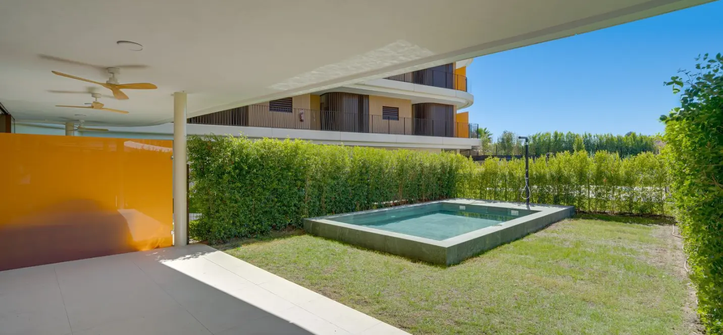 Sale of ground floor apartment in Higueron 1