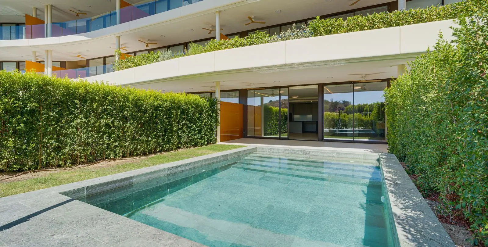 Sale of ground floor apartment in Higueron 12