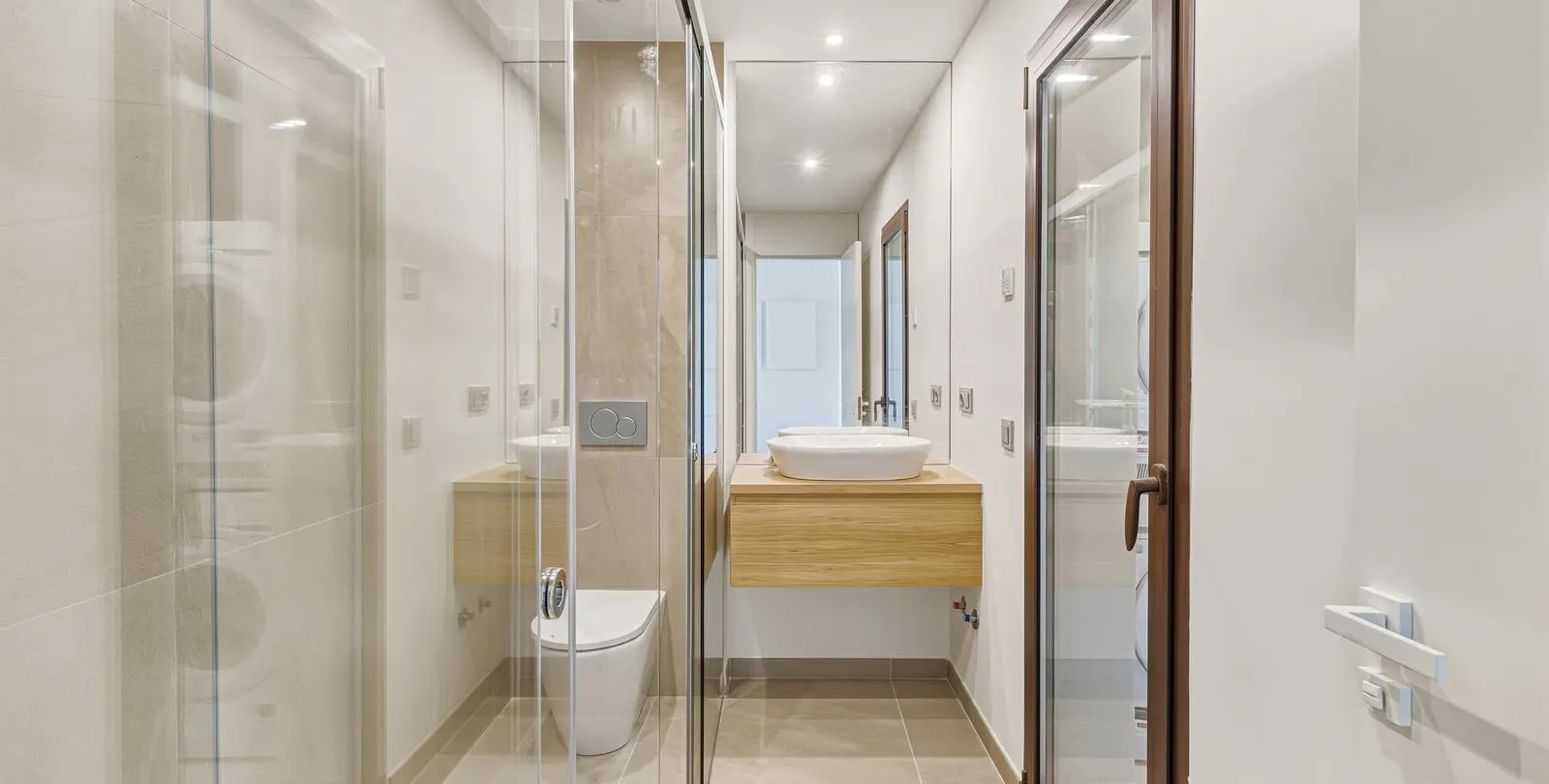 Sale of ground floor apartment in Higueron 24