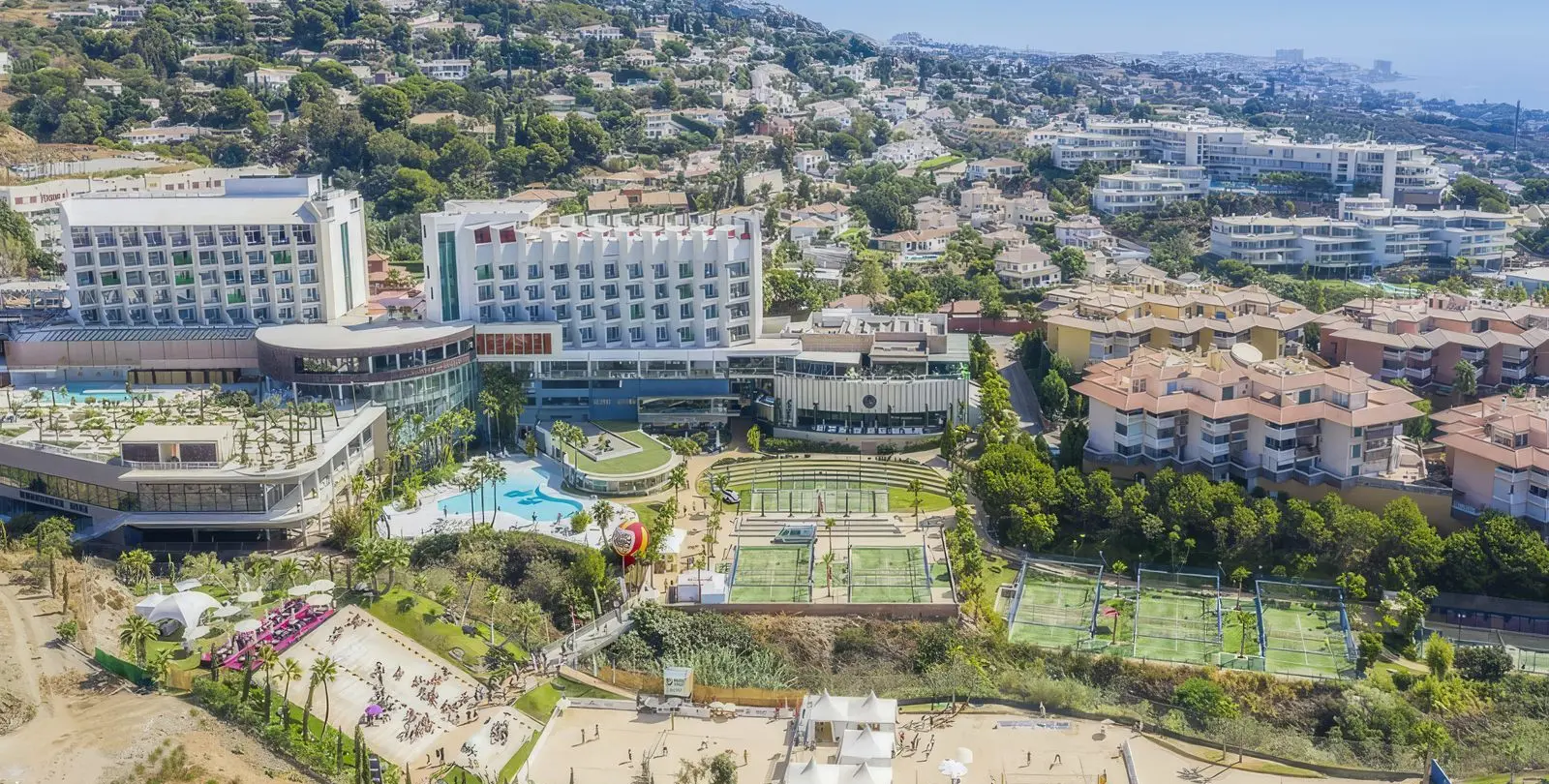 Sale of ground floor apartment in Higueron 35