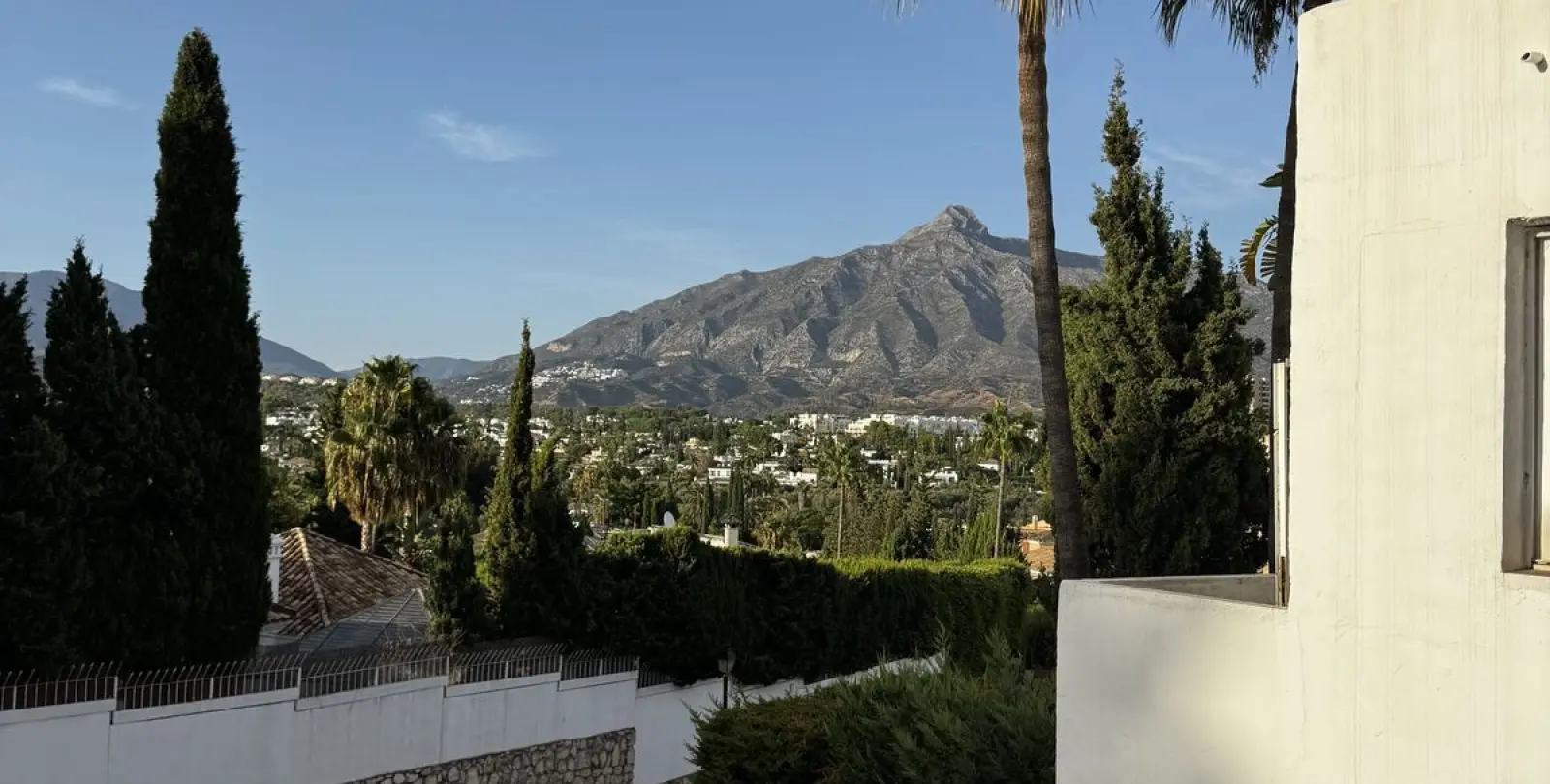 Venta de ático en Nueva Andalucía 3