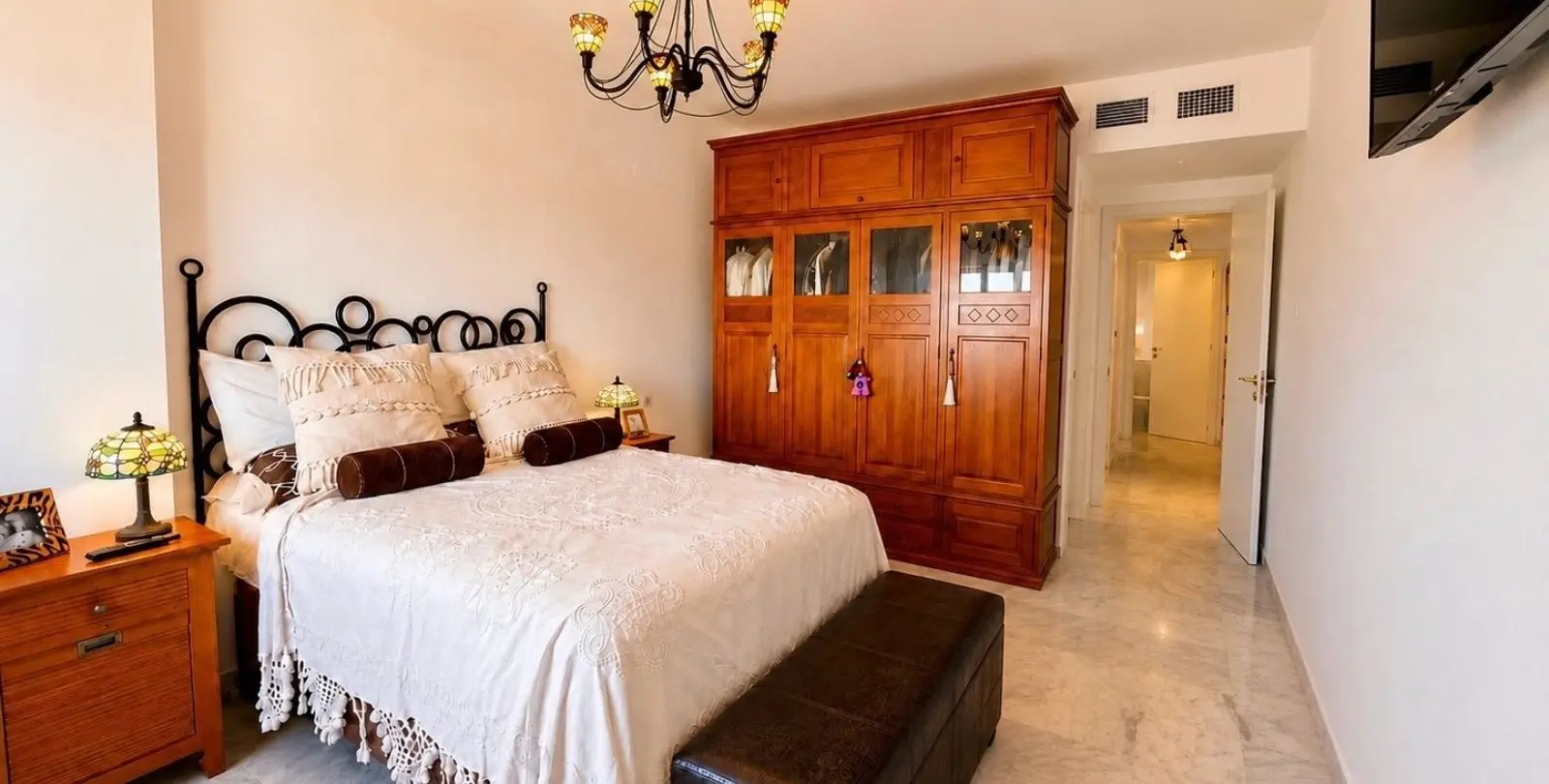 Venta de ático dúplex en Marbella 10