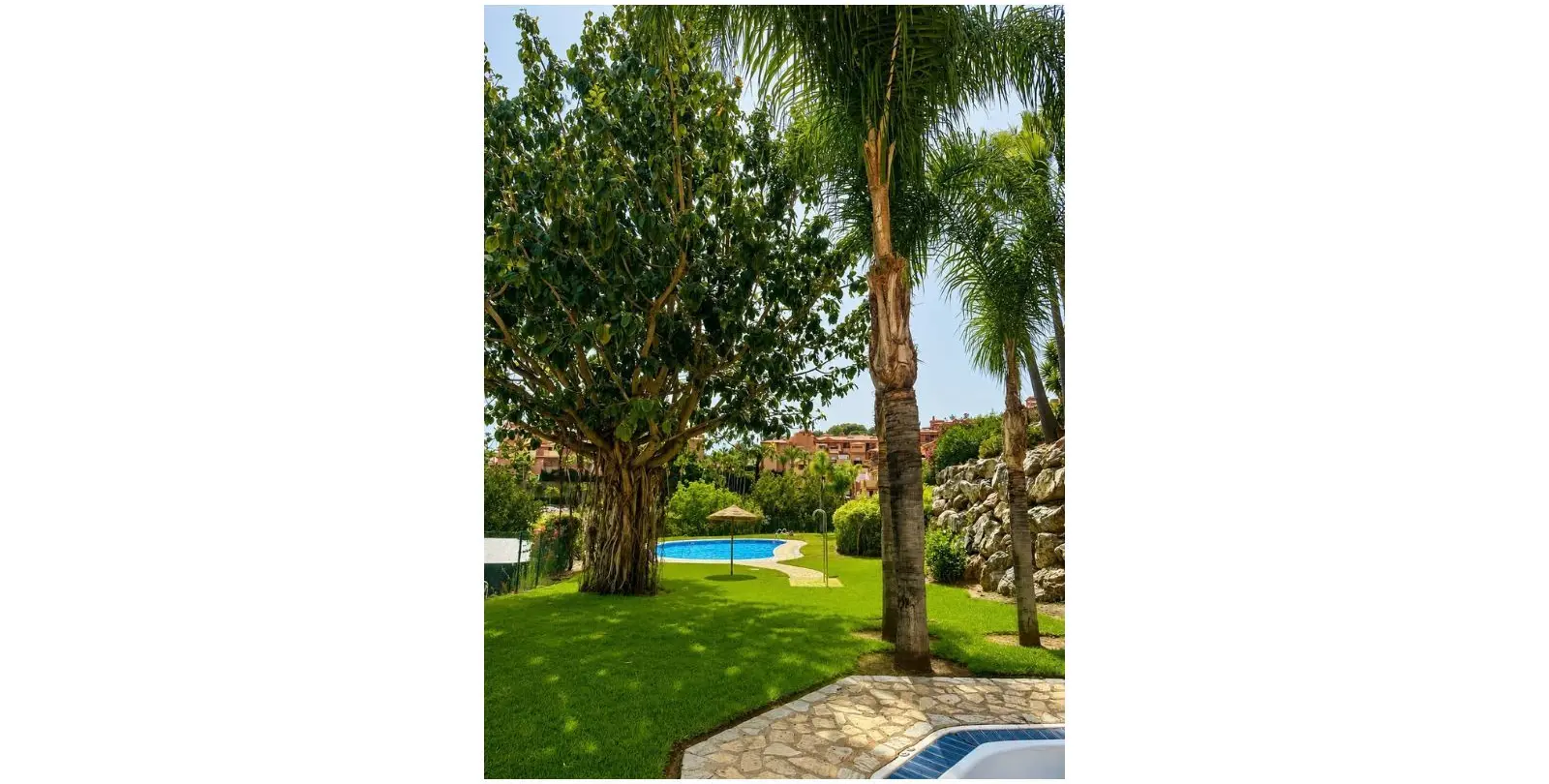 Venta de ático dúplex en Marbella 24