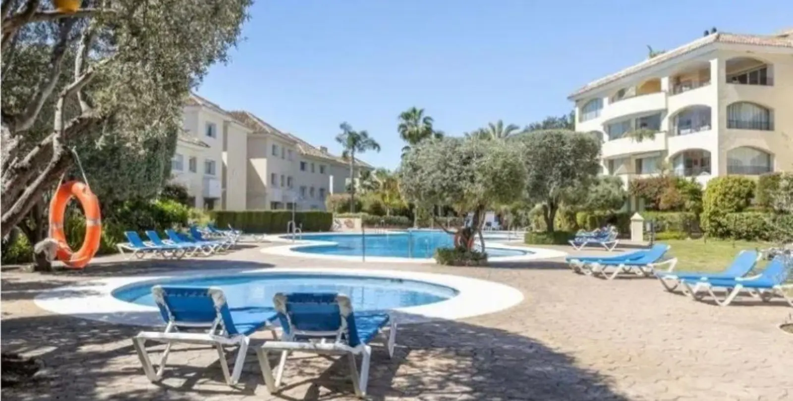 Venta de apartamento en planta baja en Marbella 1
