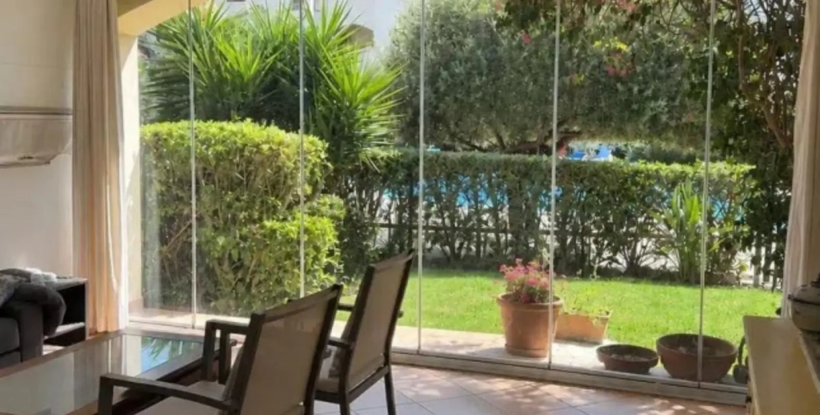 Venta de apartamento en planta baja en Marbella 2
