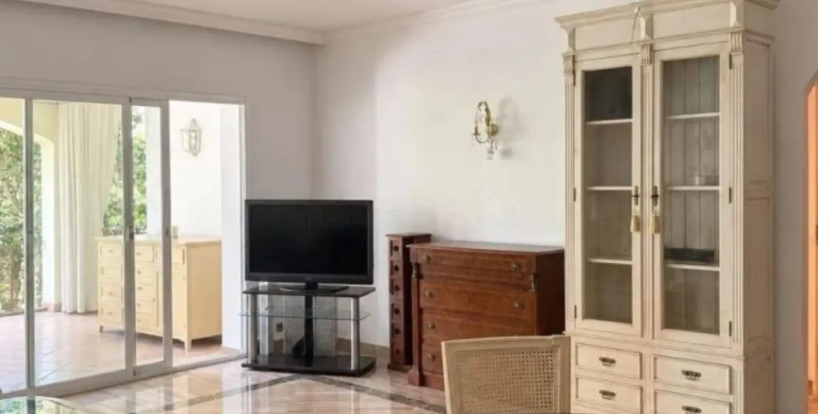 Venta de apartamento en planta baja en Marbella 3