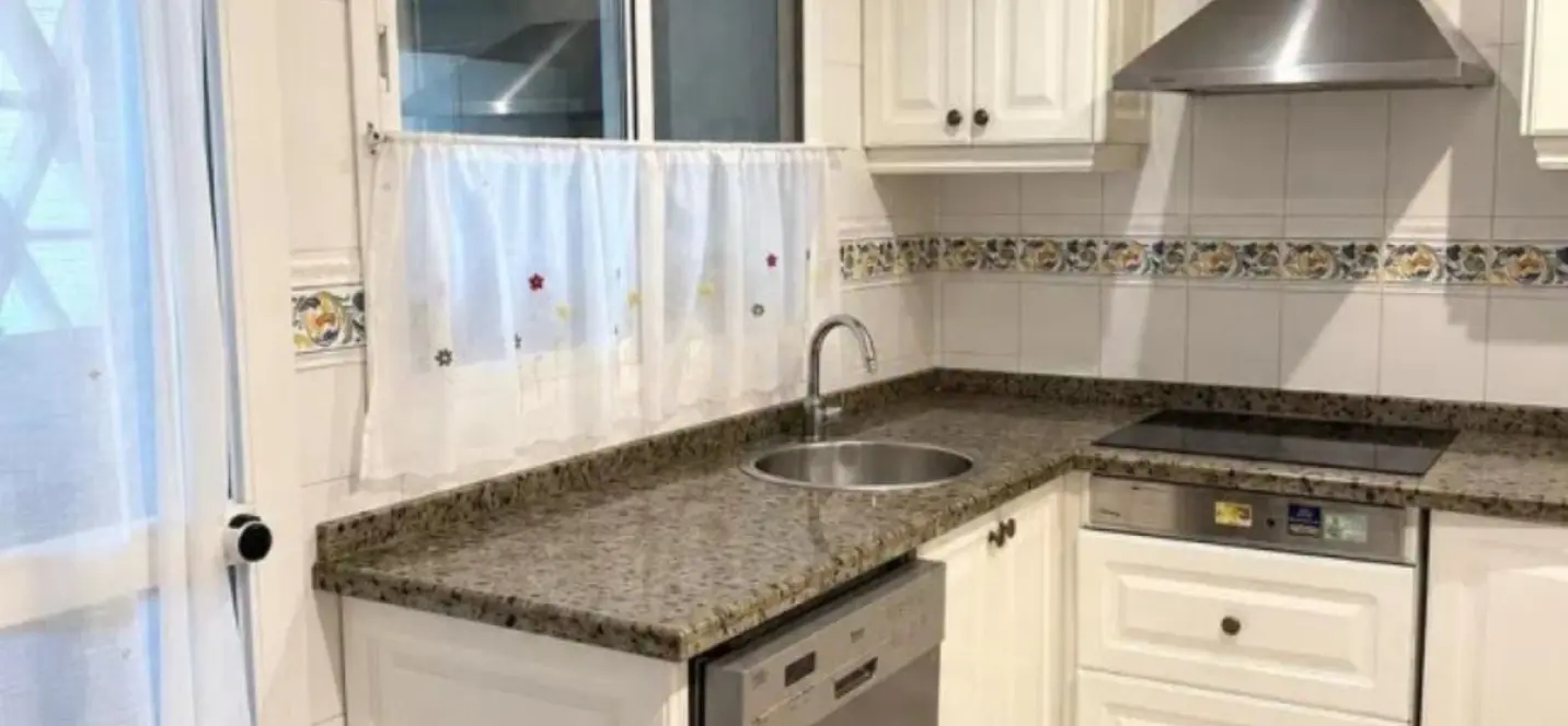 Venta de apartamento en planta baja en Marbella 4