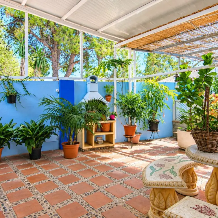 Sale of detached villa in Coín
