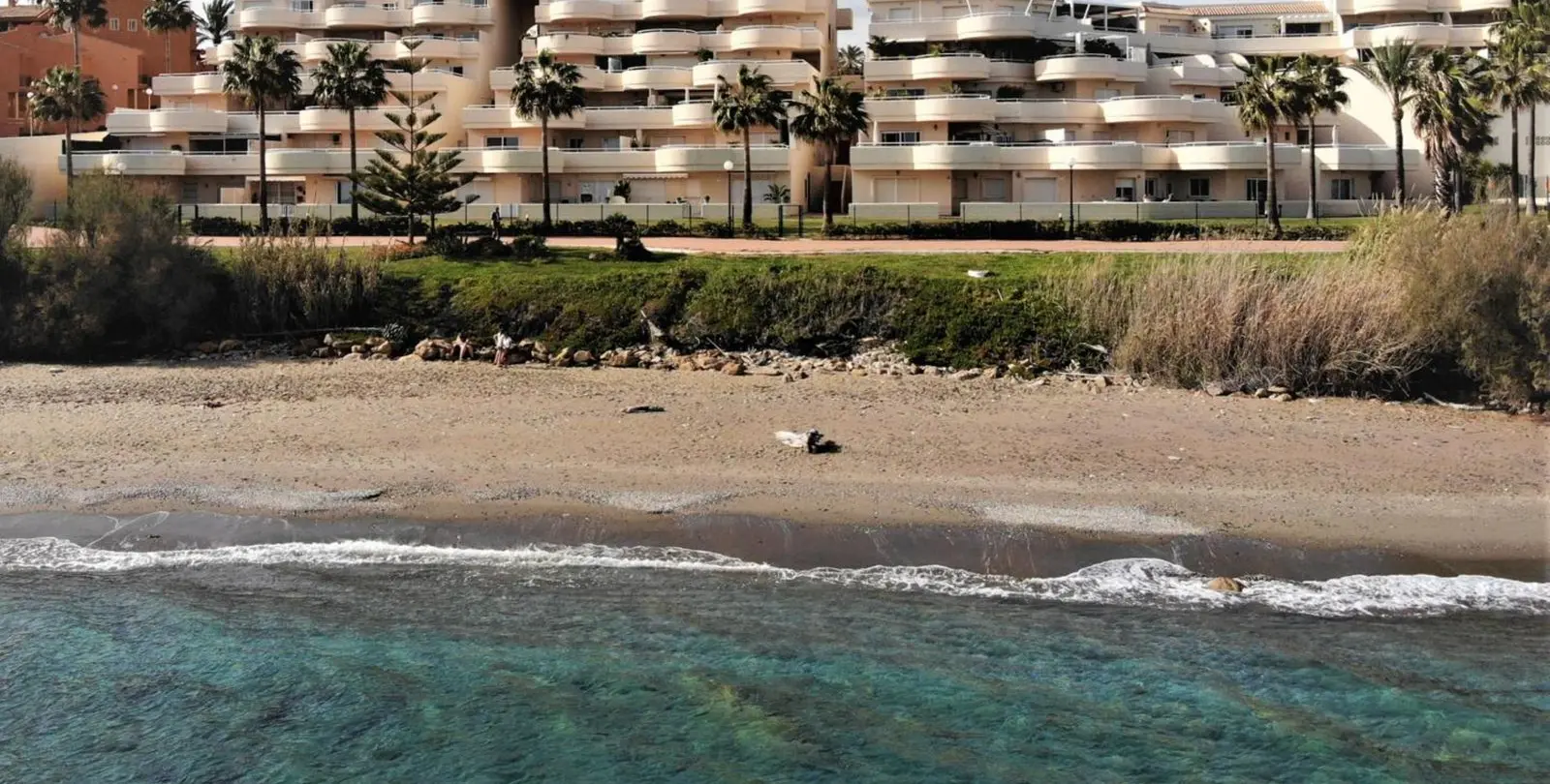 Venta de ático en Estepona 2
