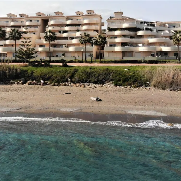 Venta de ático en Estepona
