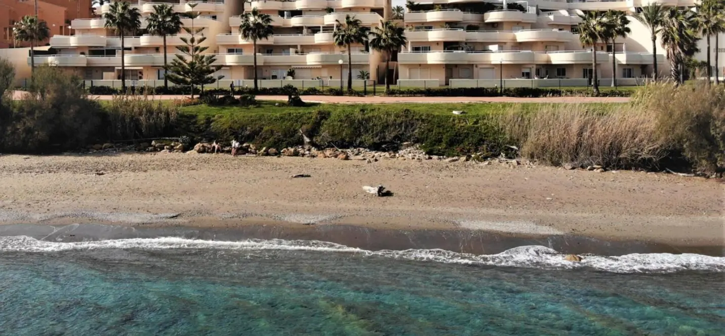 Venta de ático en Estepona 1