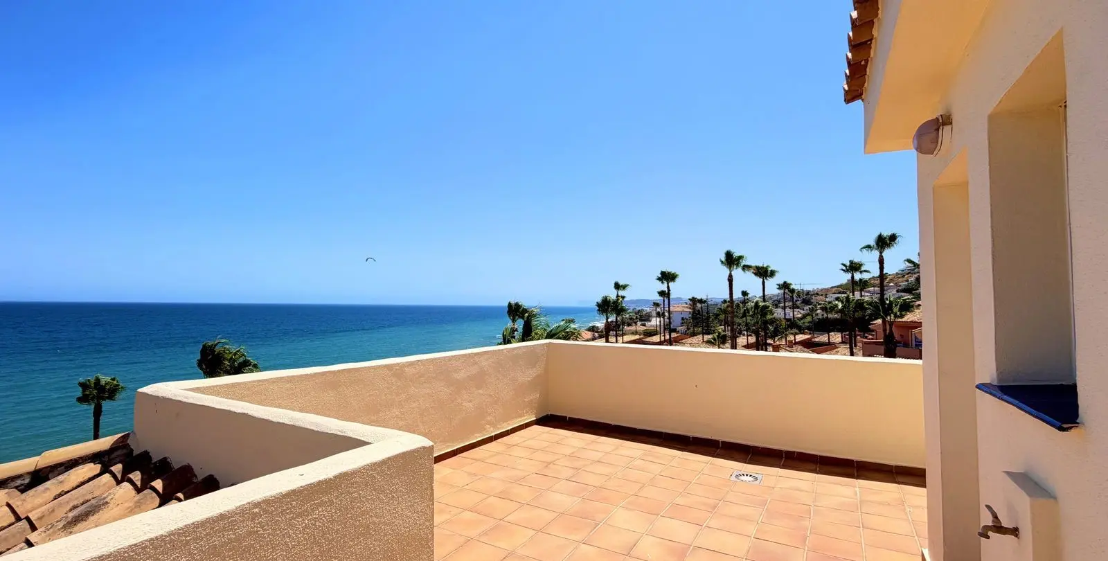 Venta de ático en Estepona 32