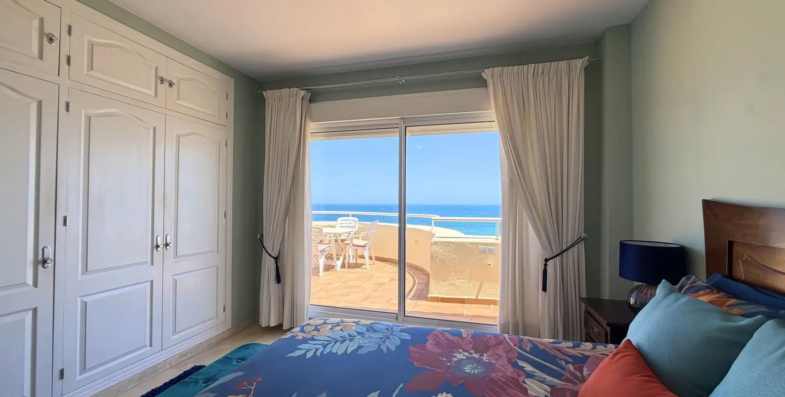 Venta de ático en Estepona 35