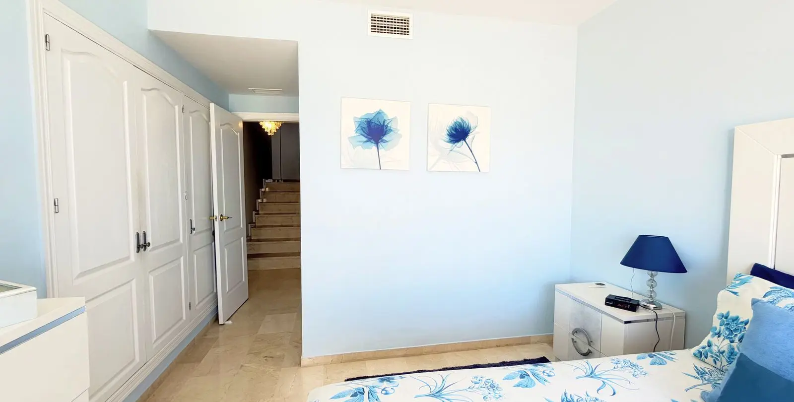 Venta de ático en Estepona 42