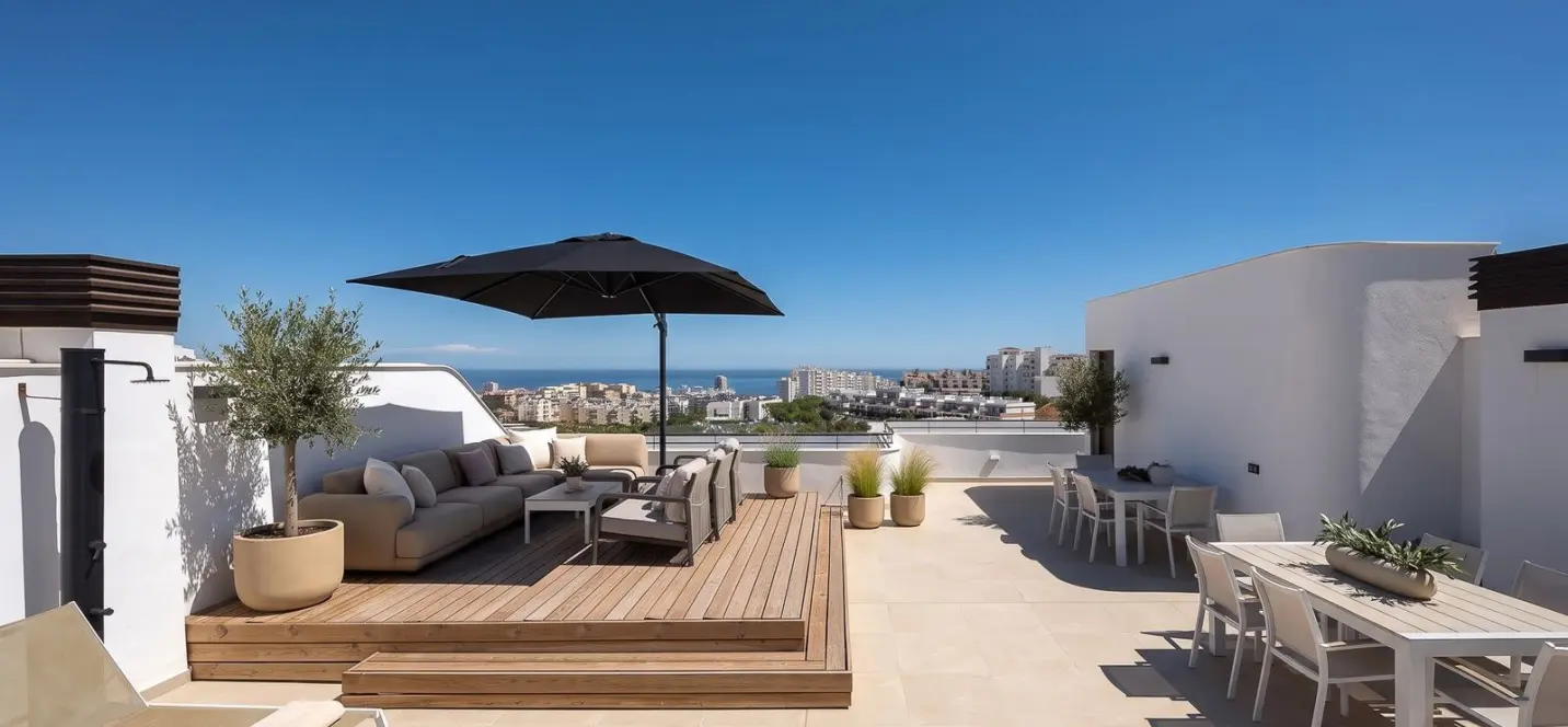 Venta de ático dúplex en Estepona 0