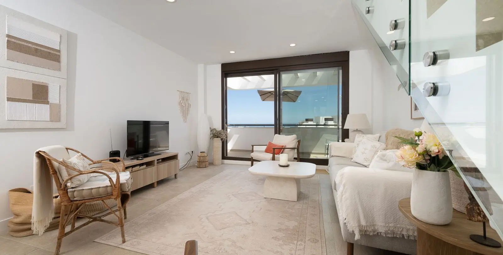 Venta de ático dúplex en Estepona 4