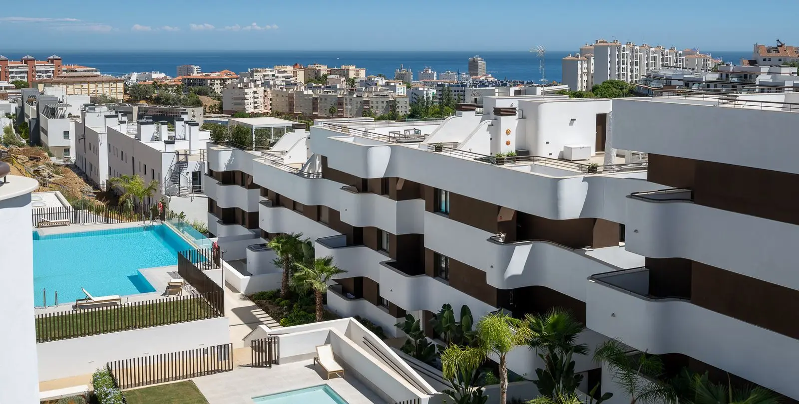 Venta de ático dúplex en Estepona 12