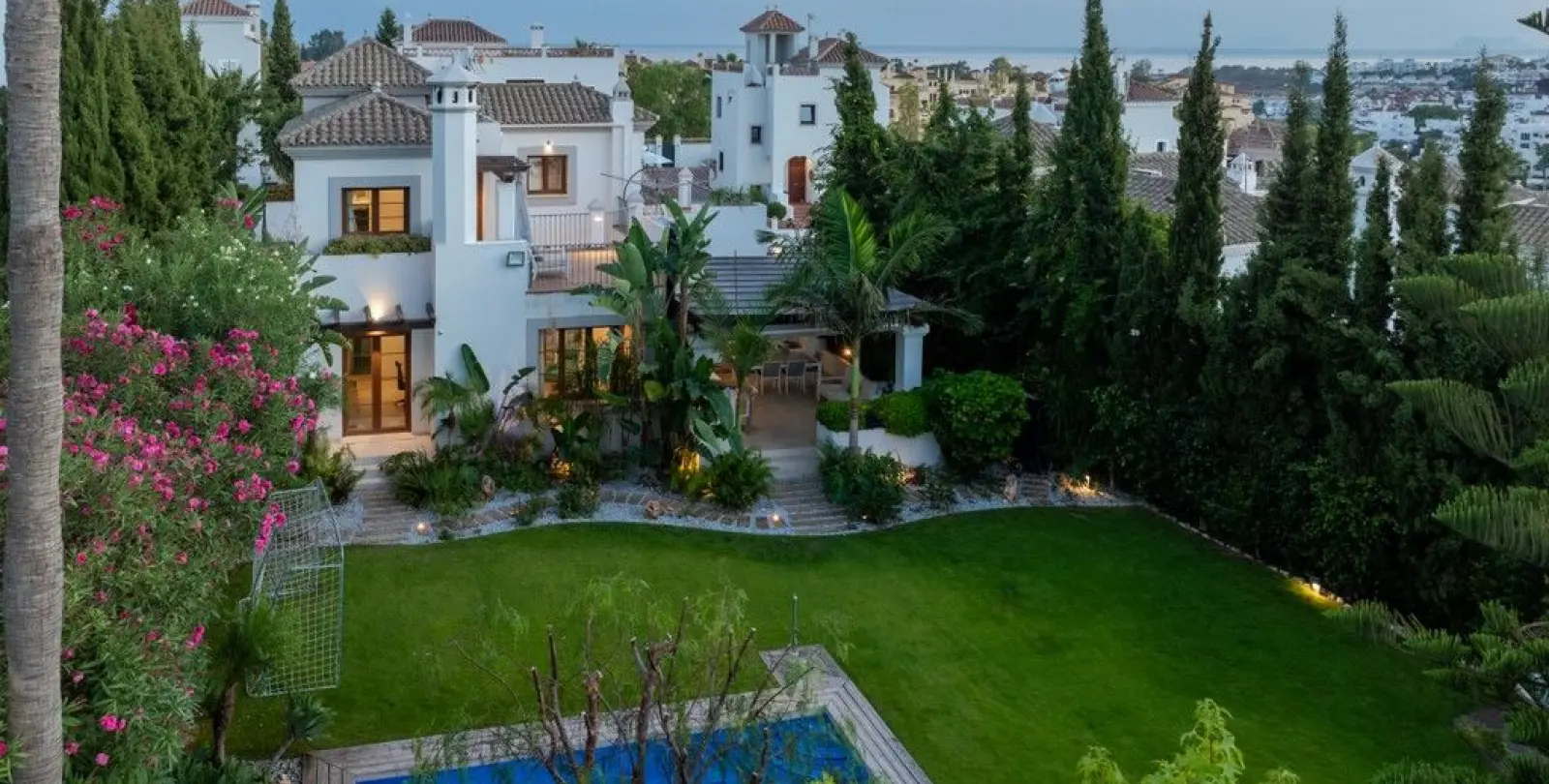 Venta de villa independiente en Estepona 6