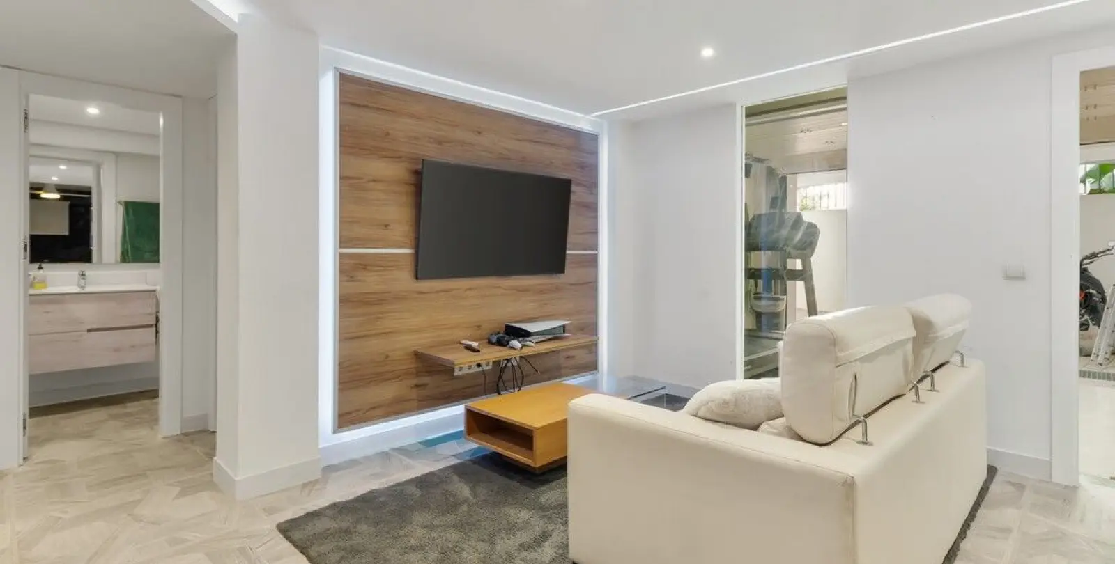Venta de villa independiente en Estepona 7