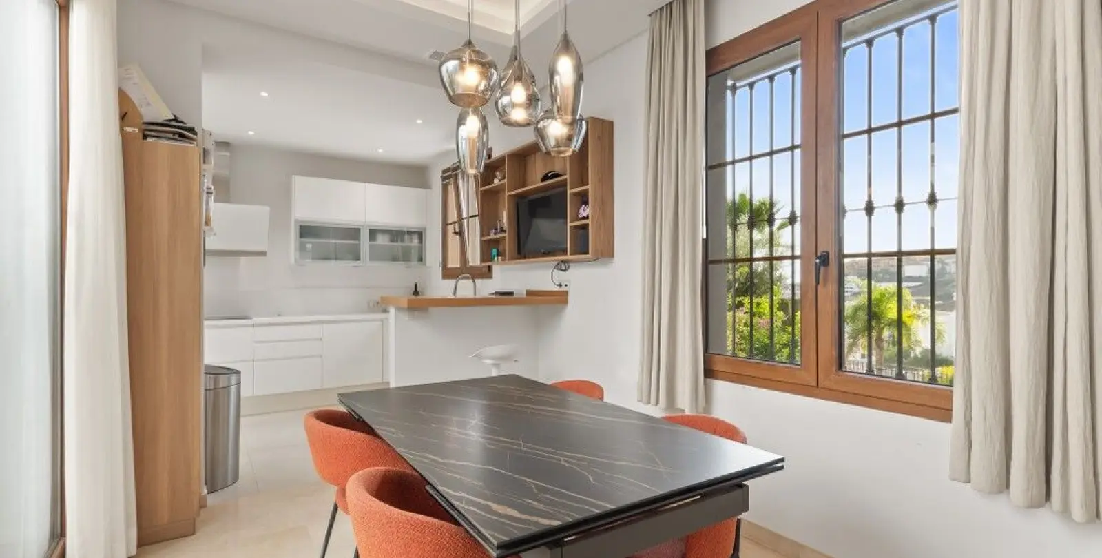 Venta de villa independiente en Estepona 8