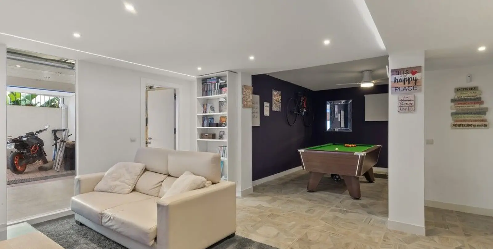 Venta de villa independiente en Estepona 14