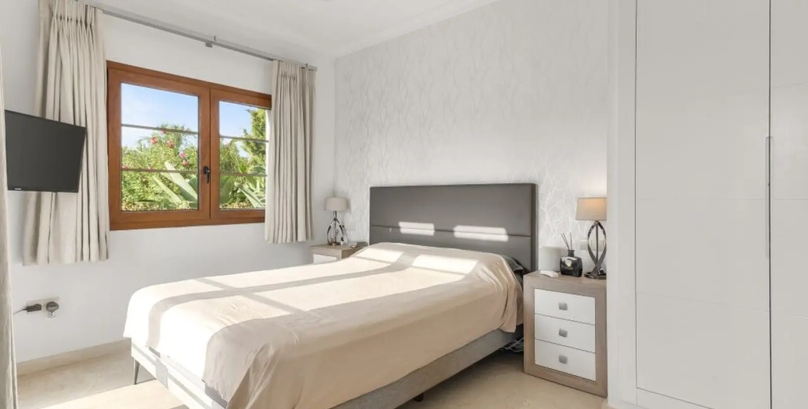 Venta de villa independiente en Estepona 27