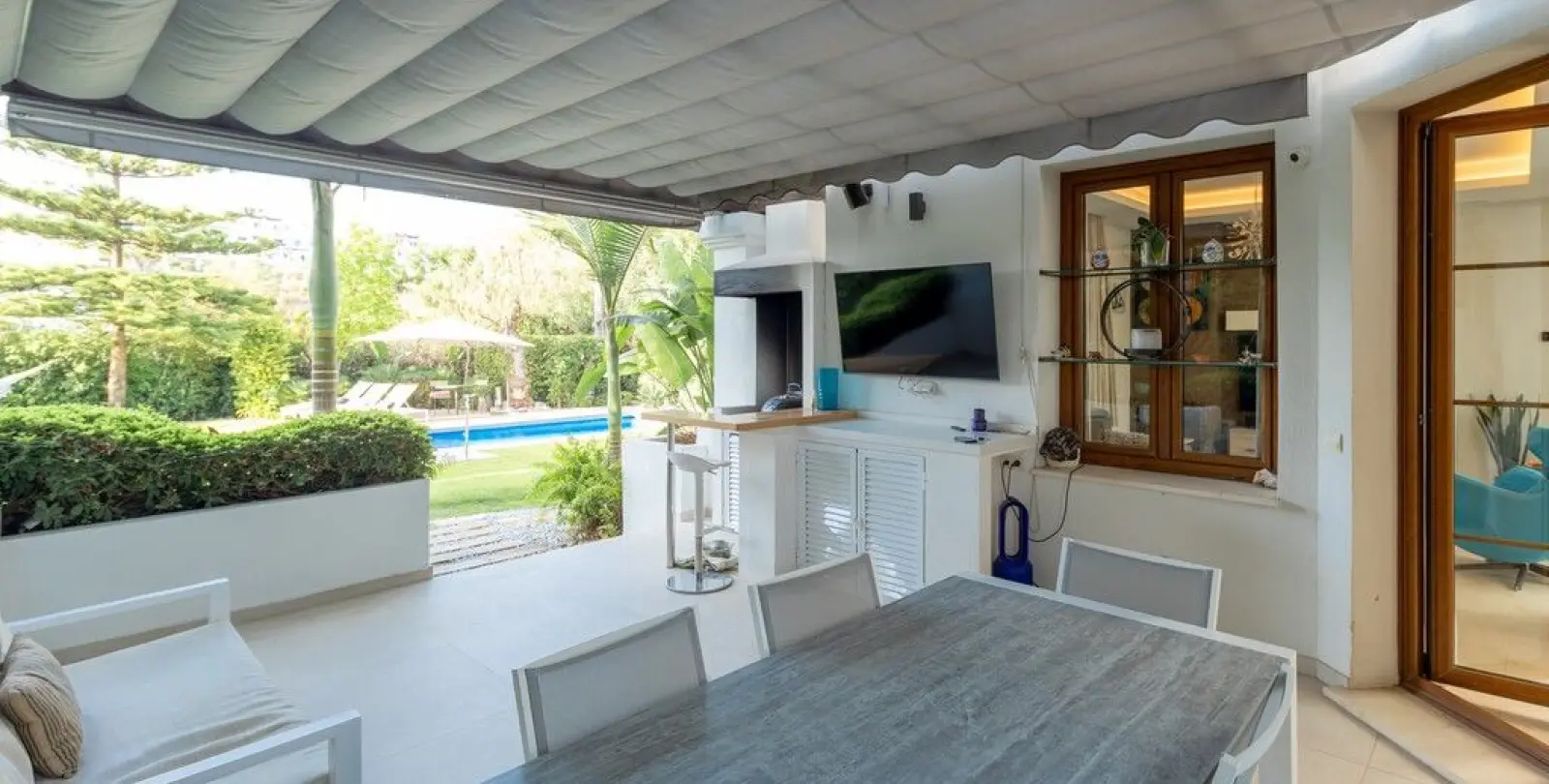 Venta de villa independiente en Estepona 33