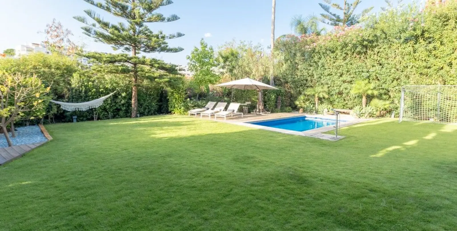 Venta de villa independiente en Estepona 34