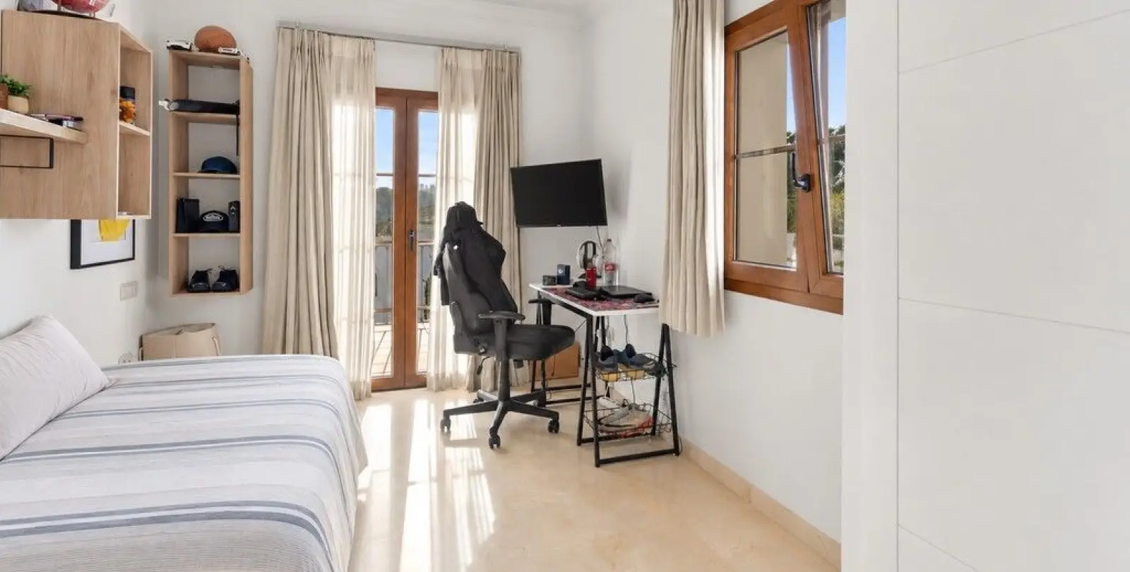 Venta de villa independiente en Estepona 42