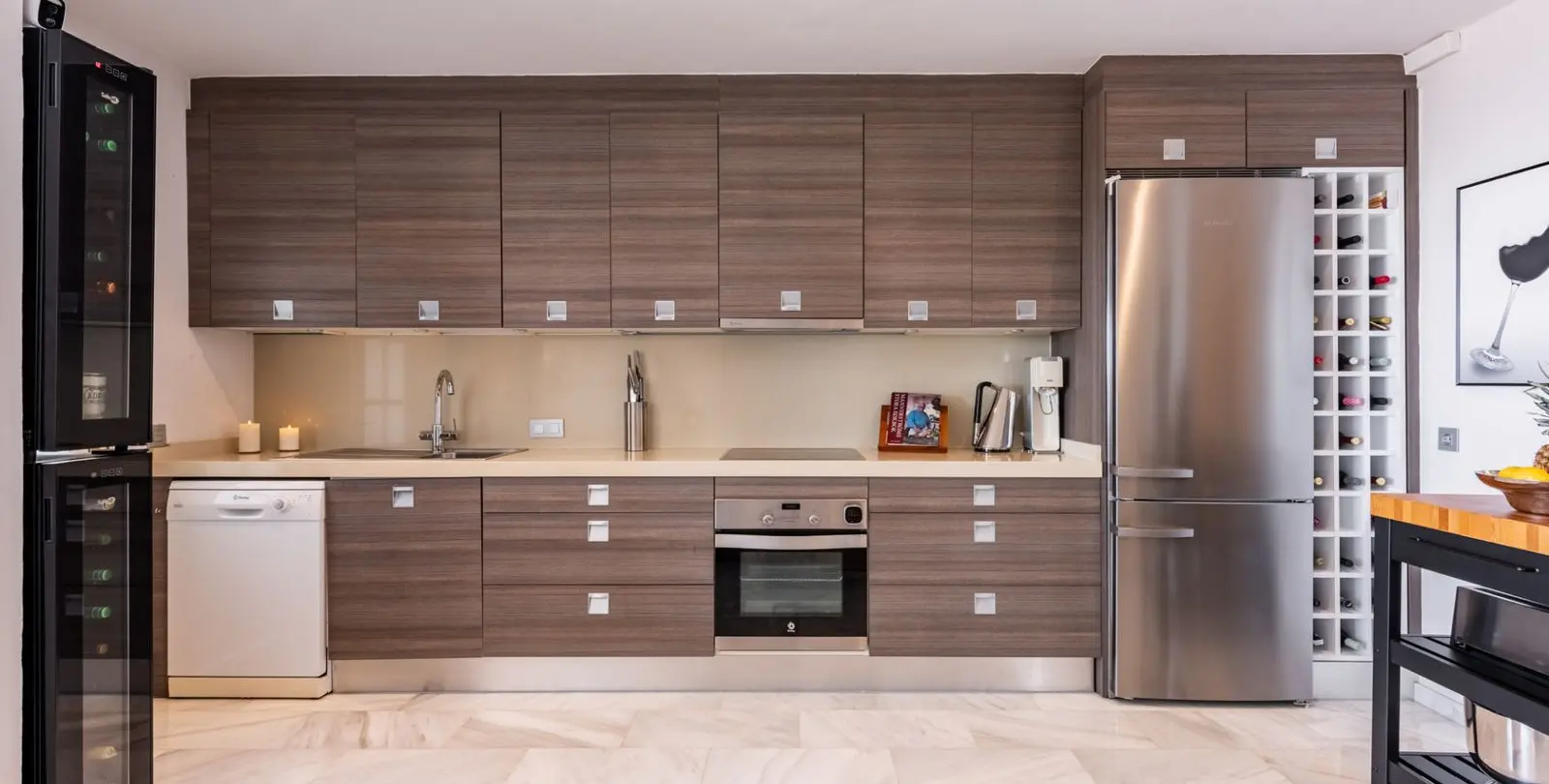 Venta de apartamento en planta media en San Pedro de Alcántara 3