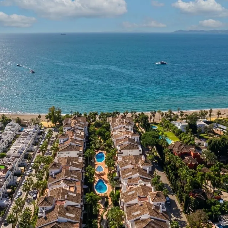 Venta de apartamento en planta baja en Marbella