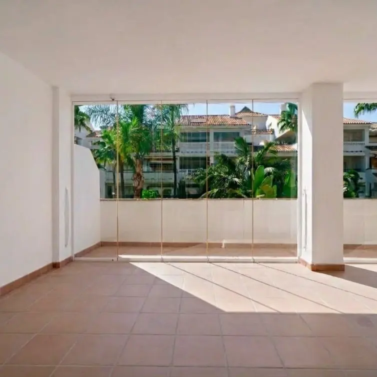 Venta de apartamento en planta baja en Marbella