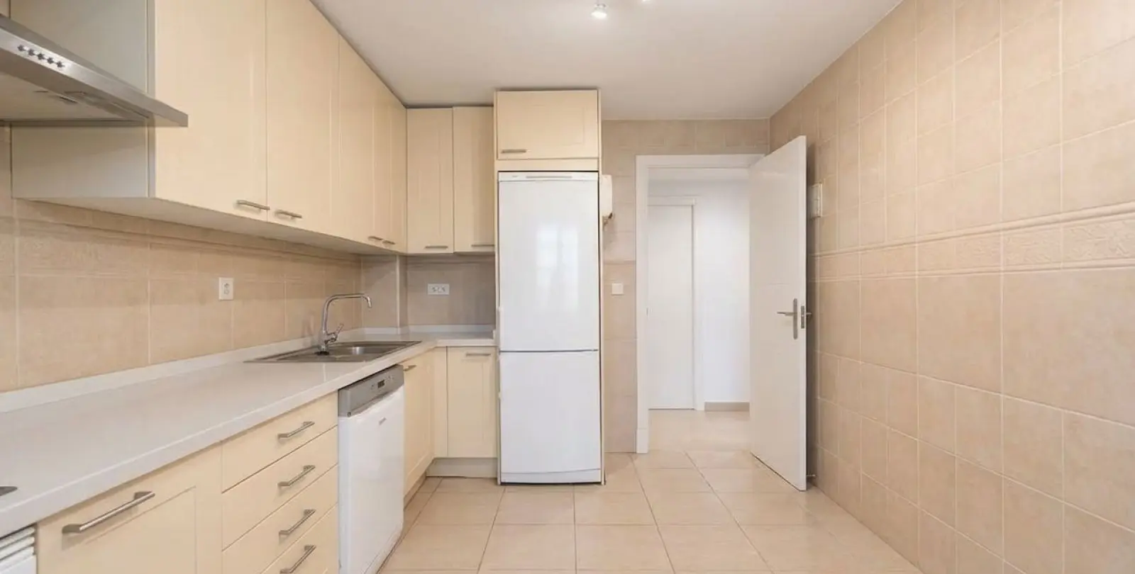 Venta de apartamento en planta baja en Marbella 10