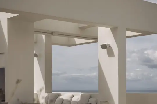 Image 4 thumb