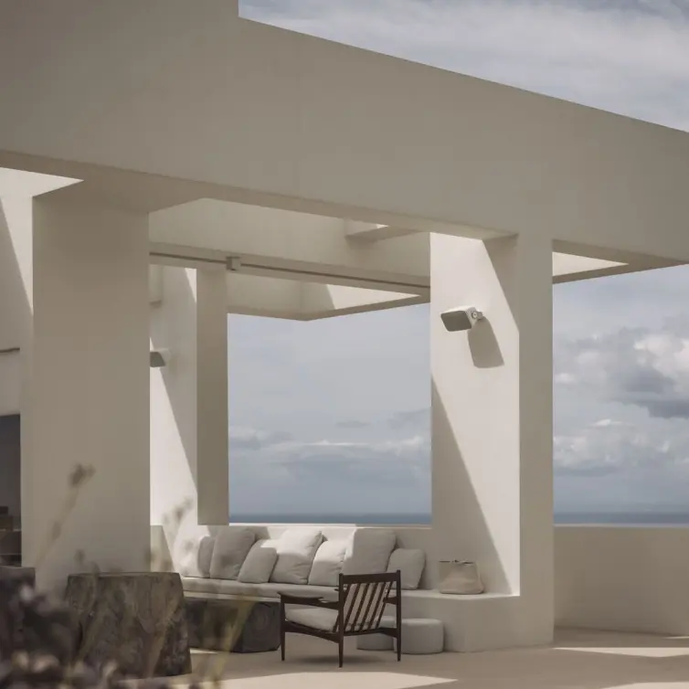 Venta de villa independiente en Altos de los Monteros