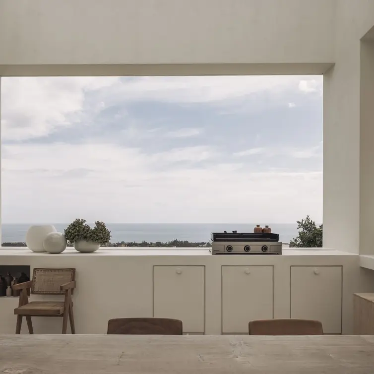 Venta de villa independiente en Altos de los Monteros