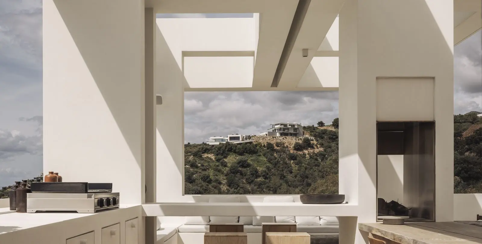 Venta de villa independiente en Altos de los Monteros 11
