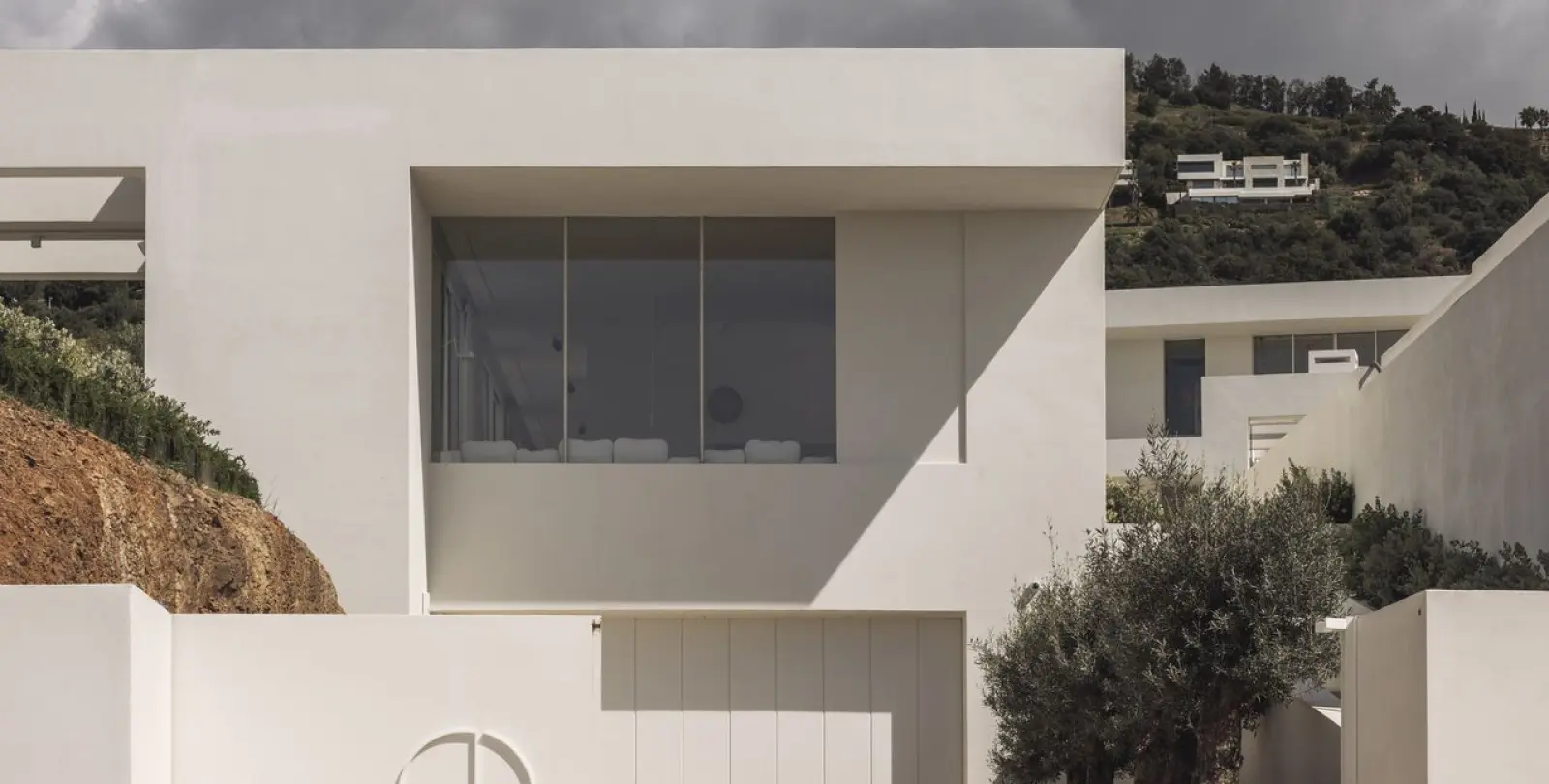 Venta de villa independiente en Altos de los Monteros 45
