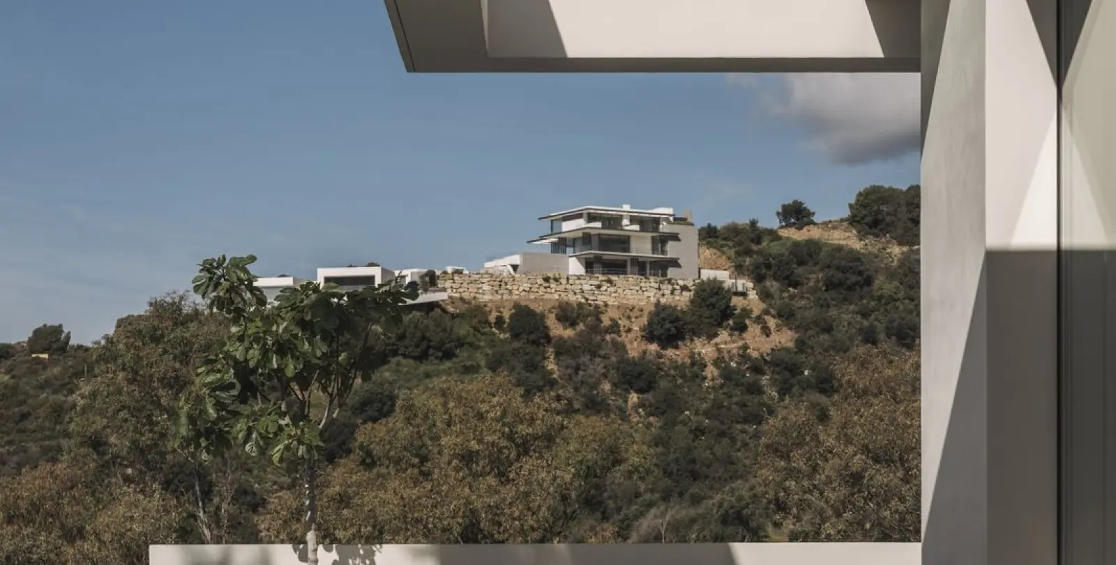 Venta de villa independiente en Altos de los Monteros 74