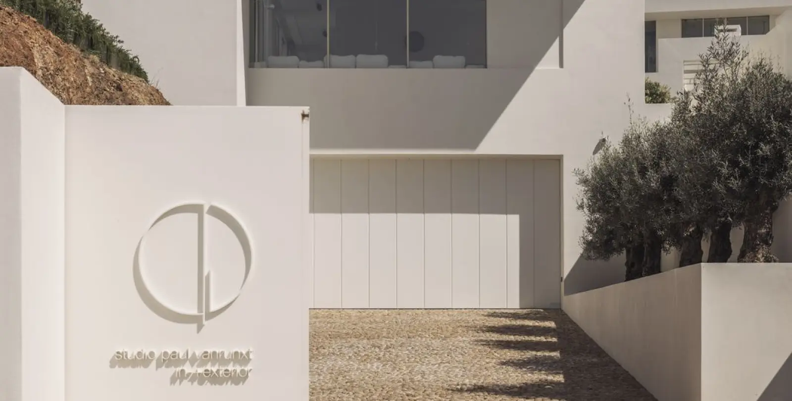 Venta de villa independiente en Altos de los Monteros 129
