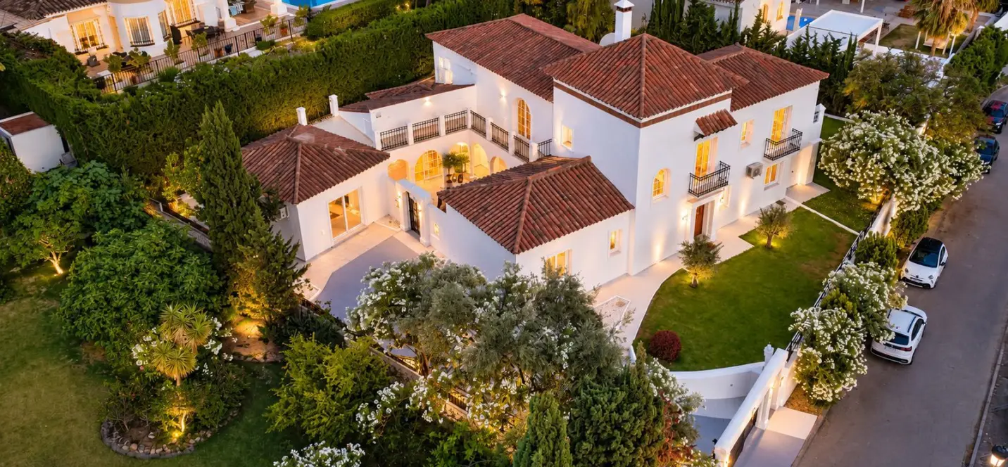 Venta de villa independiente en Benahavís 0